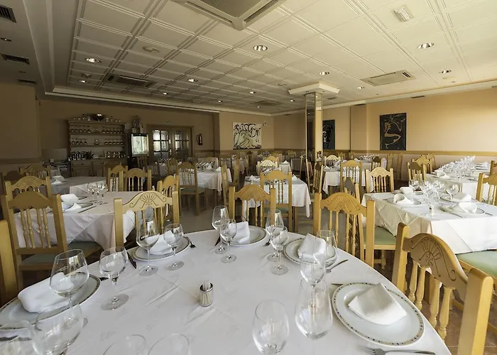 Restaurante La Pineda 게스트하우스